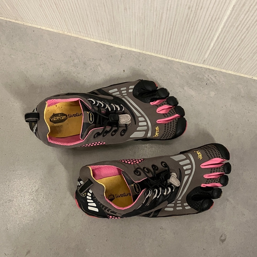 Vibram Barefoot Toe Shoes